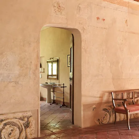 Corte Pagliare Deserto, Antico Palazzo Con Piscina Villa *