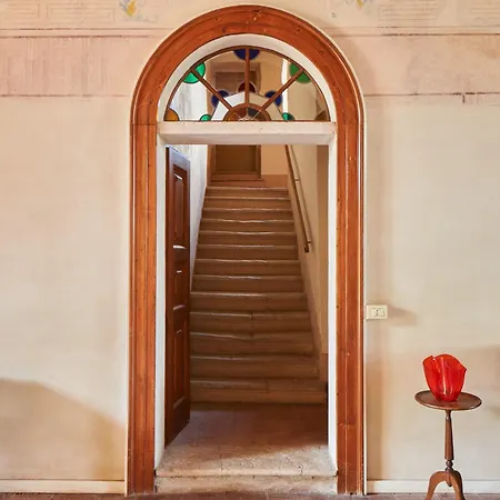 Corte Pagliare Deserto, Antico Palazzo Con Piscina Villa La Cappelletta